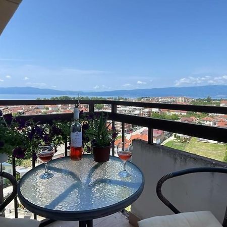 Stunning Lake And Mountain Views - Velkoski Apartments Ohrid Eksteriør bilde