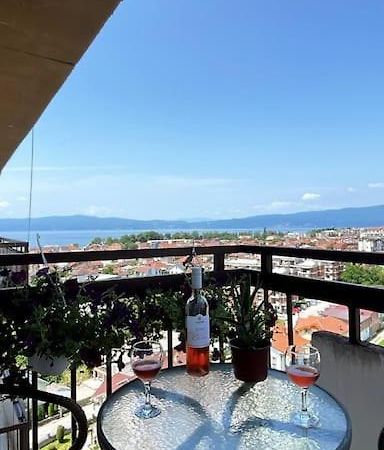 Stunning Lake And Mountain Views - Velkoski Apartments Ohrid Eksteriør bilde